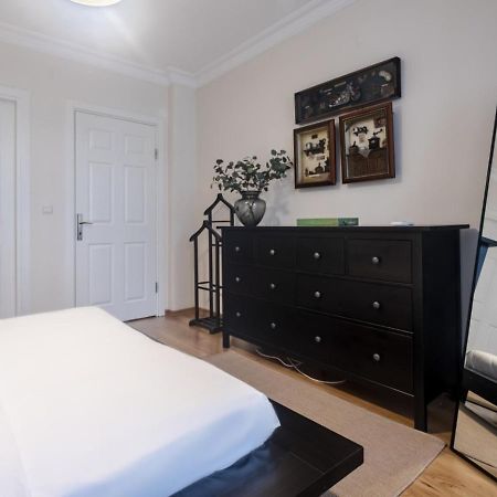 Exclusive Flat With Balcony In Nisantasi Lägenhet Istanbul Exteriör bild