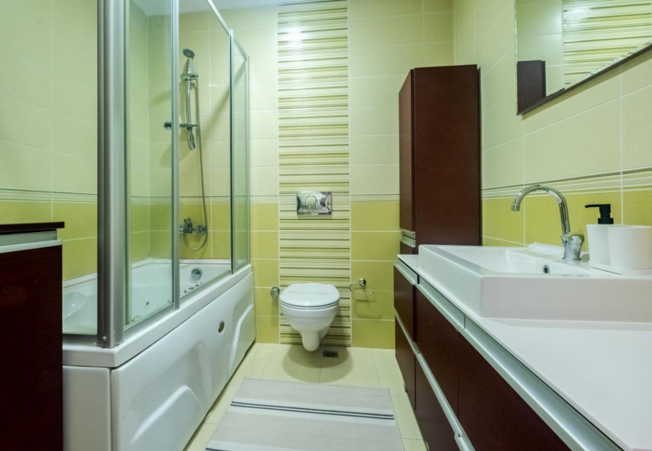 Exclusive Flat With Balcony In Nisantasi Lägenhet Istanbul Exteriör bild